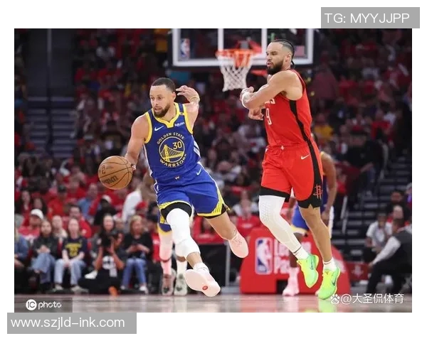 勇士与火箭激战正酣直播吧带你全程感受精彩瞬间